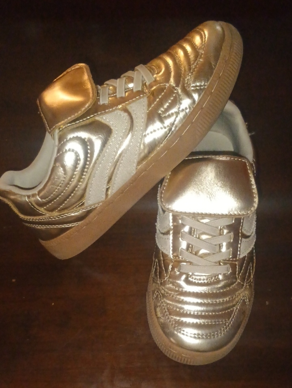 Madden Kids Metallic Gold Low-Top Fashion Sneakers.